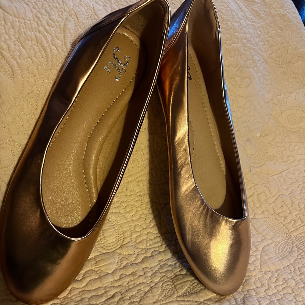 Rose Gold Flats